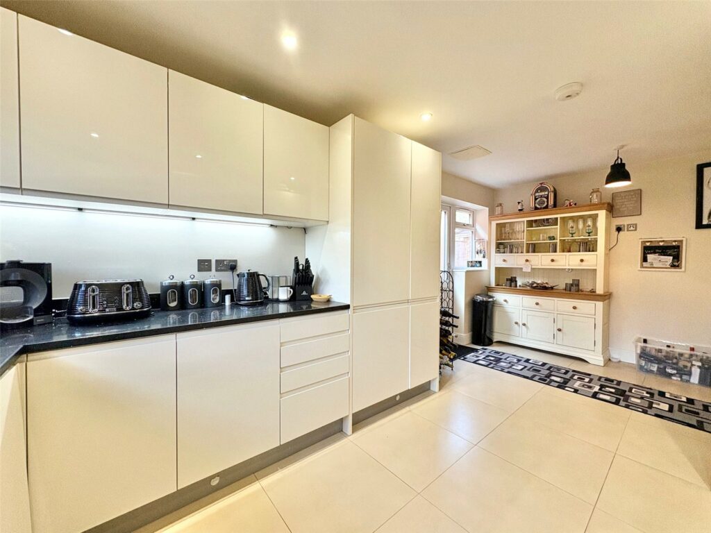 Property Image_4