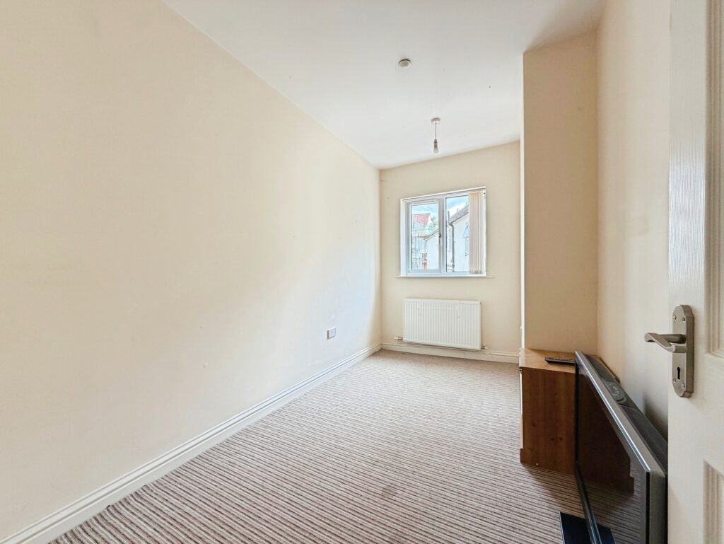Property Image_11