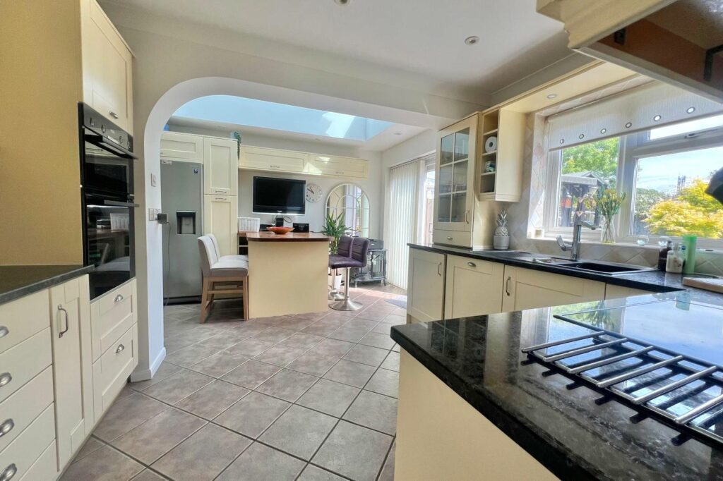 Property Image_4