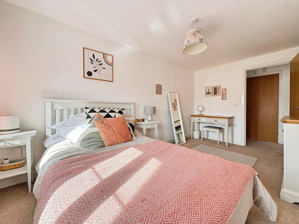 Property Image_12
