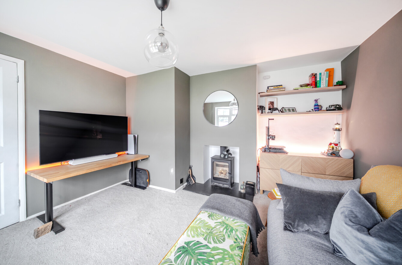 1401089-12-697892…