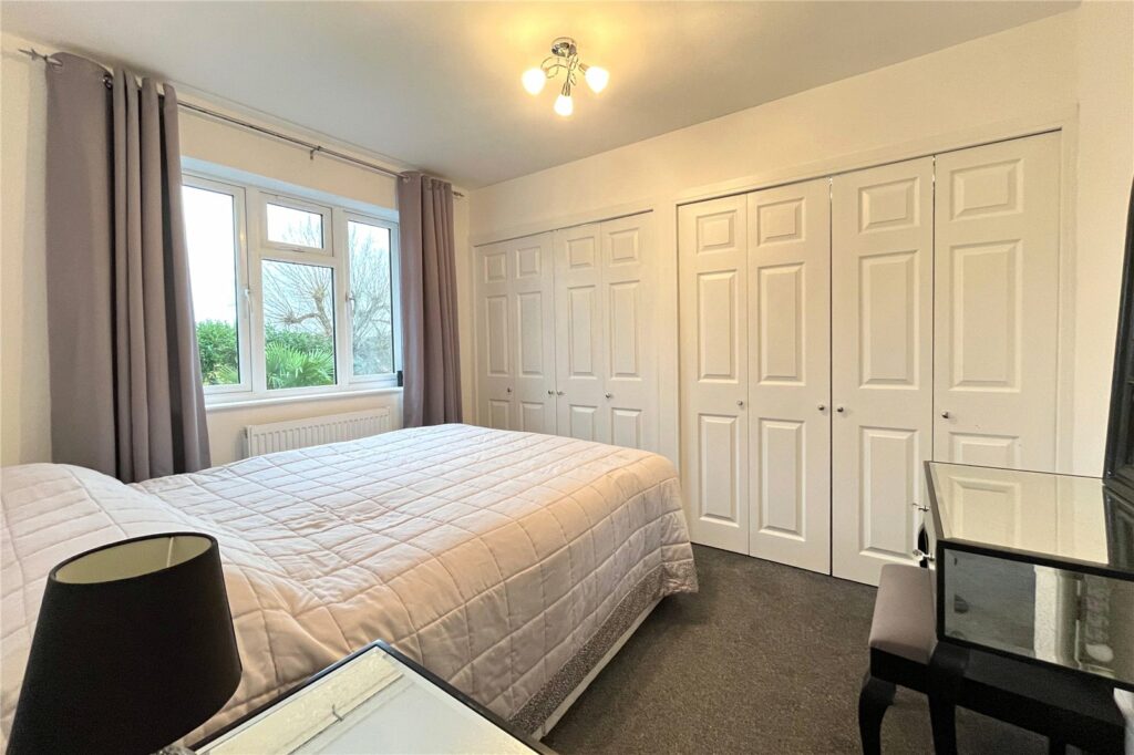 Property Image_11