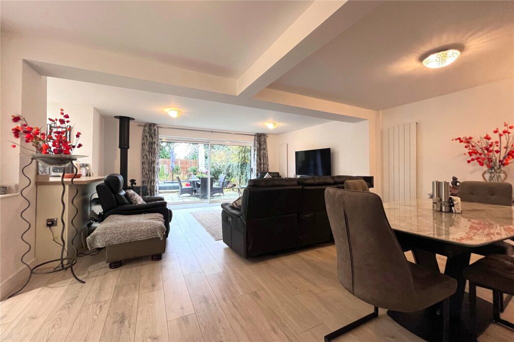 Property Image_25