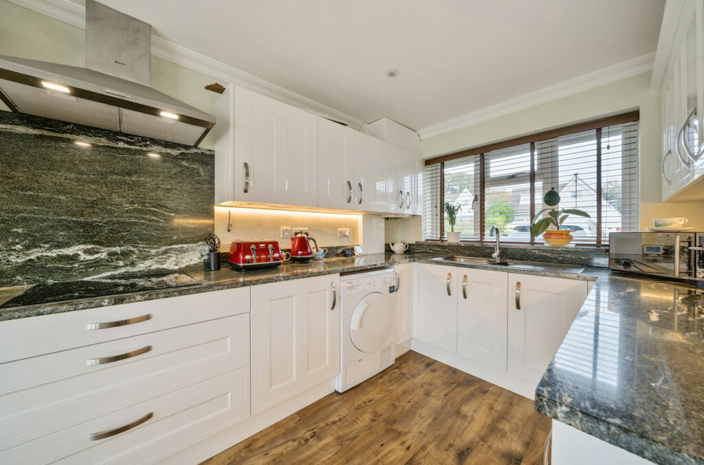 Property Image_11