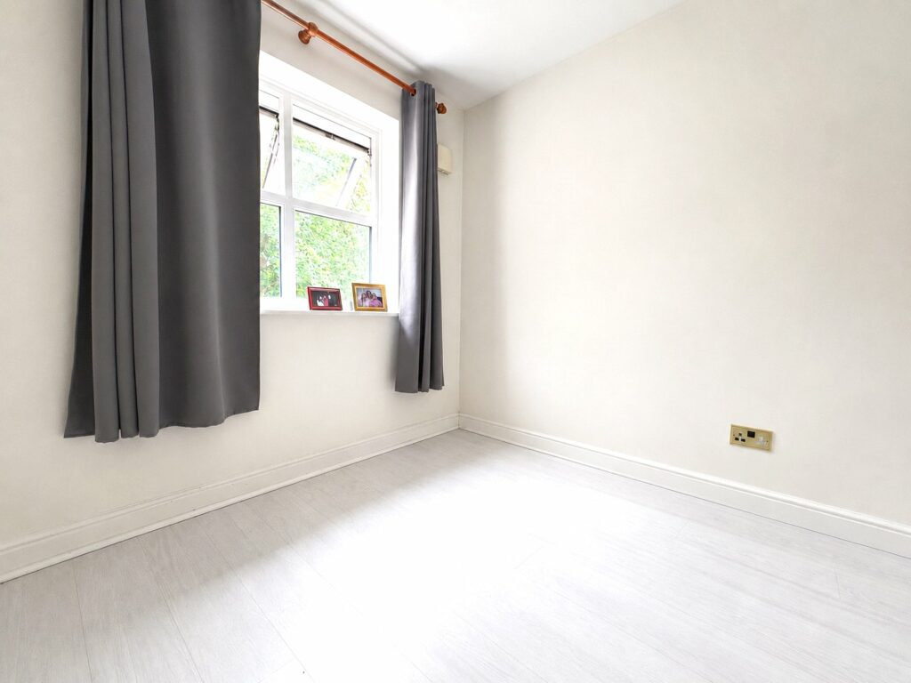 Property Image_11