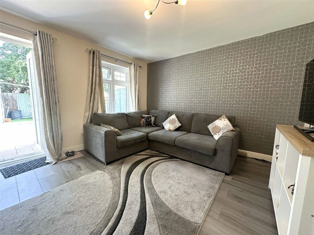 Property Image_11