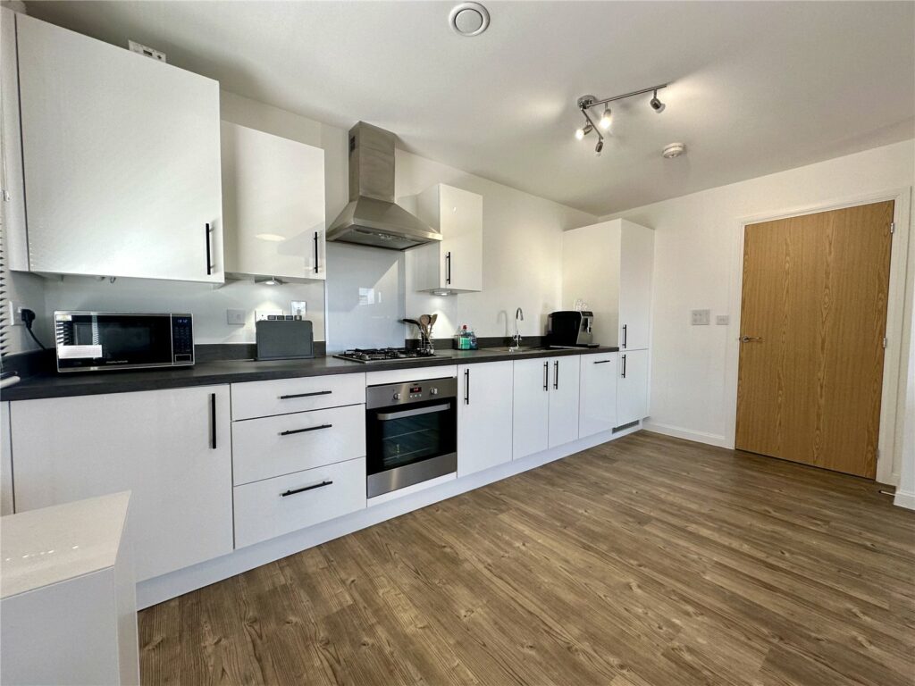 Property Image_11