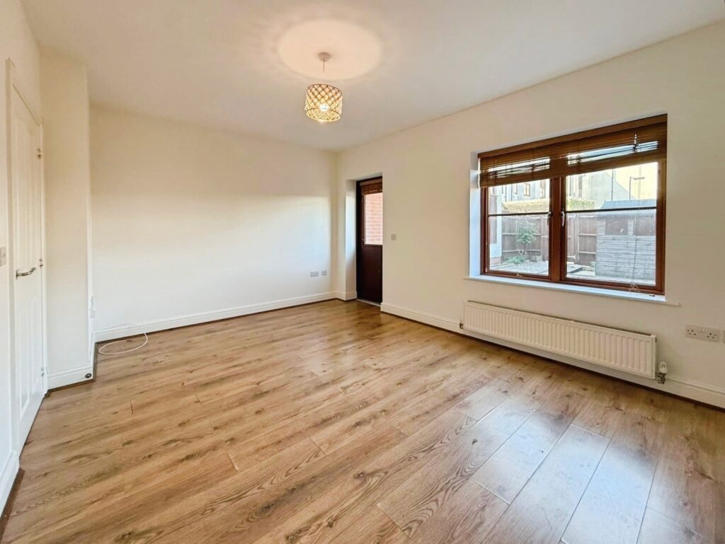 Property Image_4