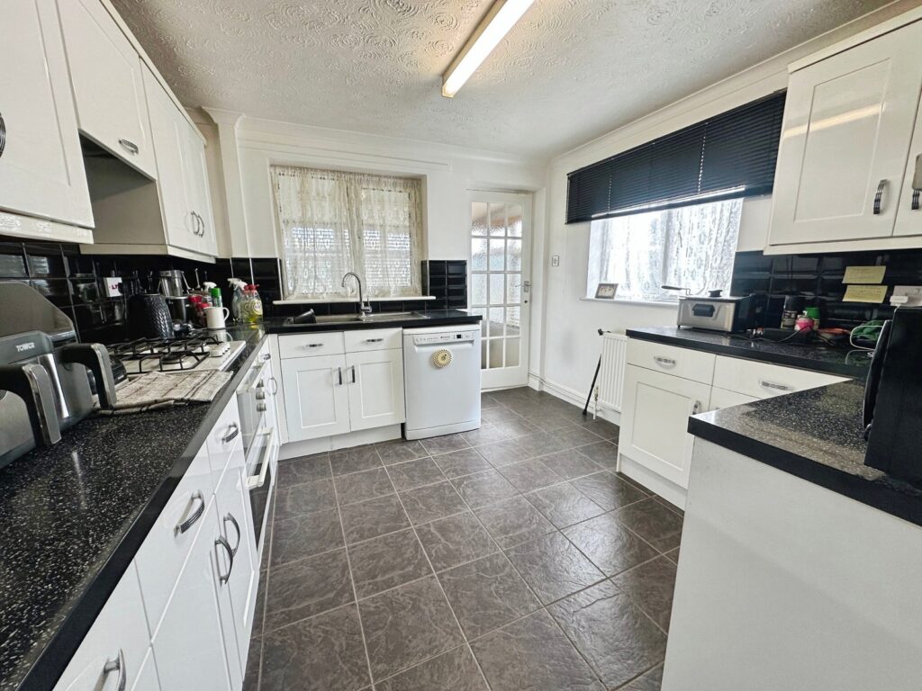 Property Image_12
