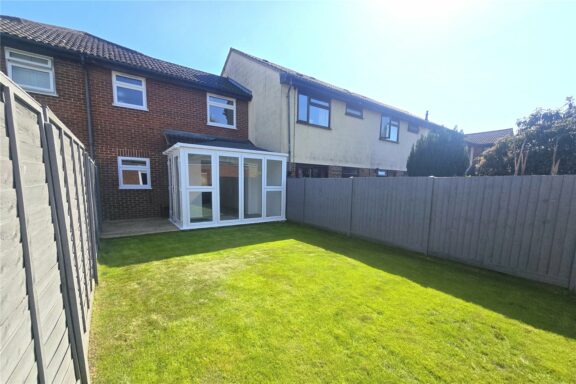 Wellesley Close Image