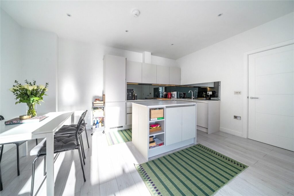 Property Image_11