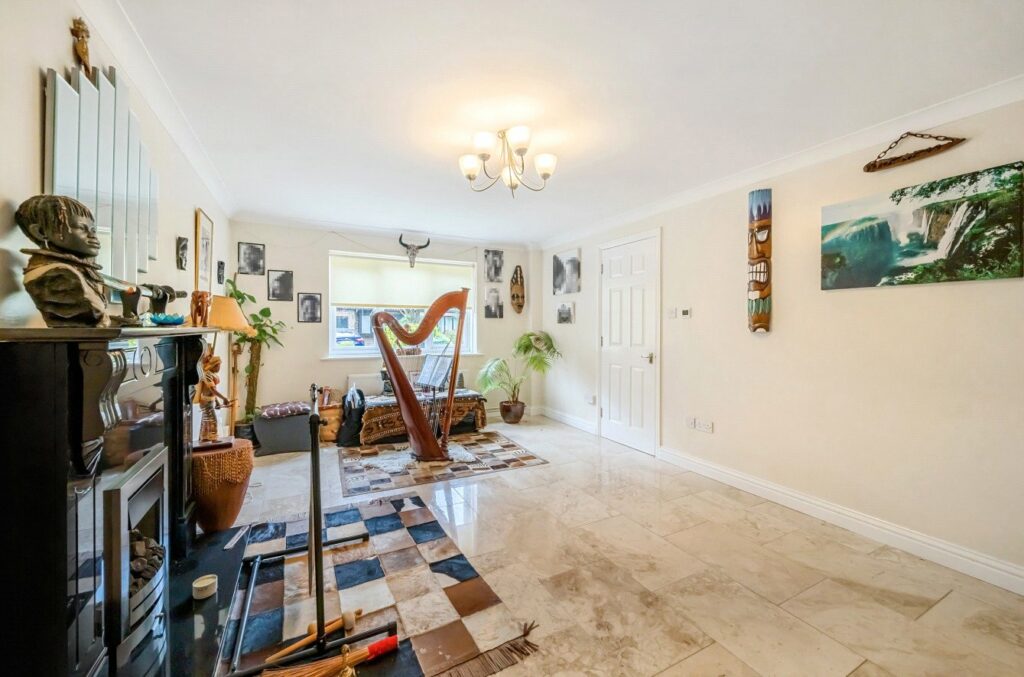Property Image_18