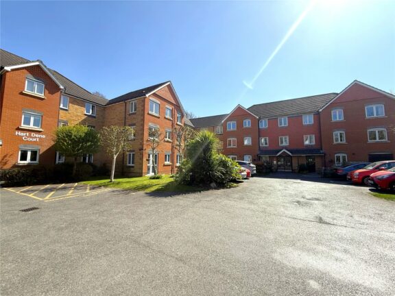 Hart Dene Court Image