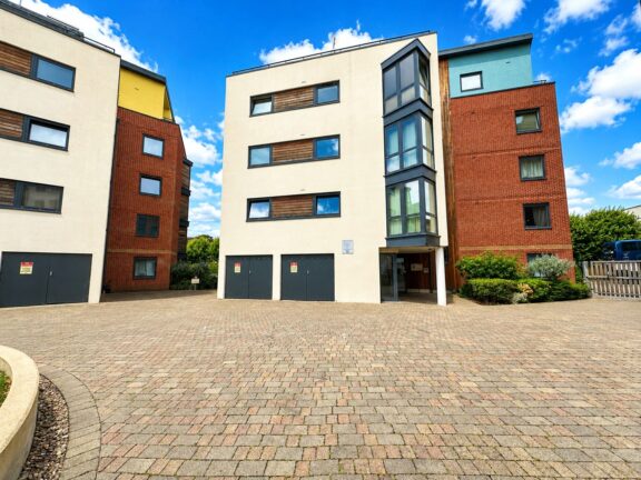 Southwell Park Road Image