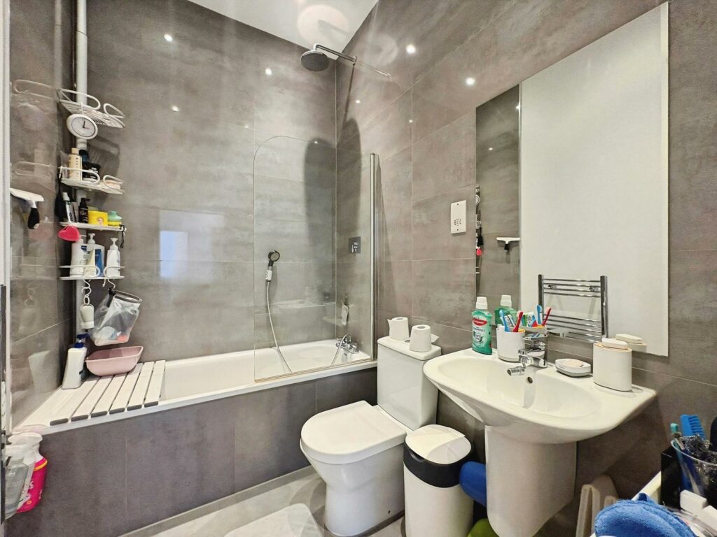 Property Image_11