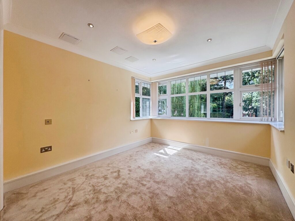 Property Image_11