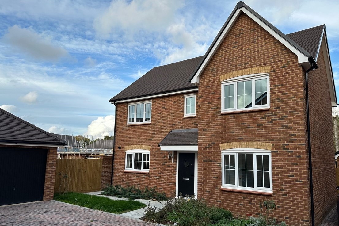 Chestnut Grove, Ash Green Bridges Estate Agents