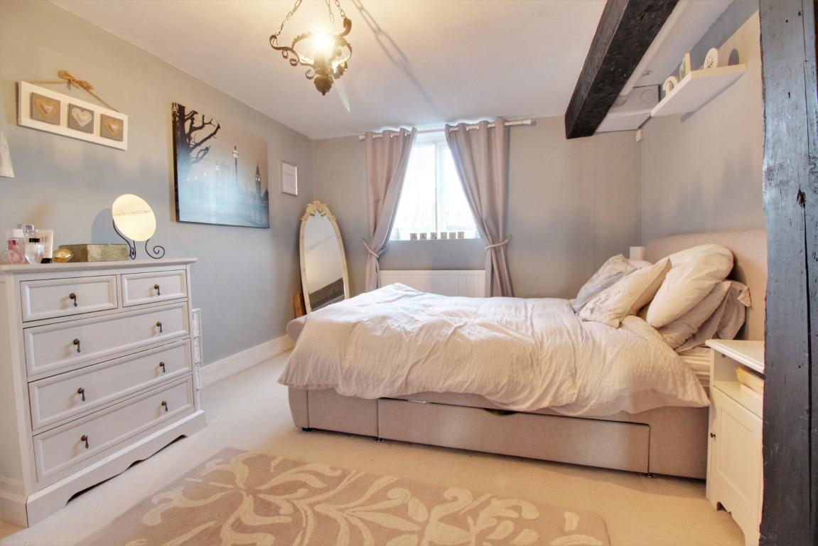 FAN180001_06.jpg