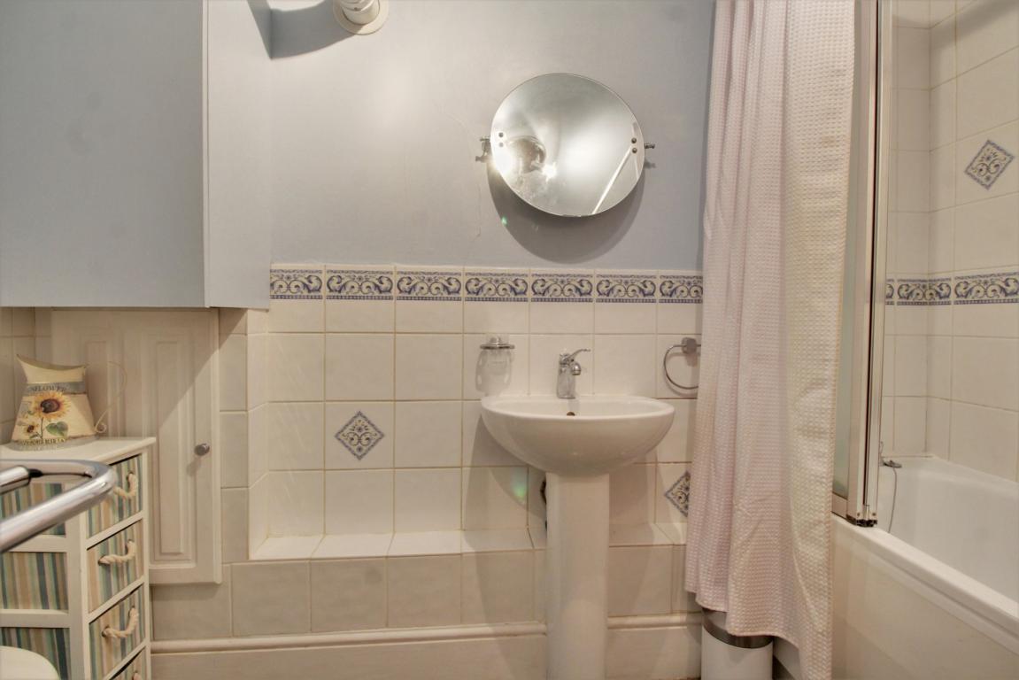FAN180001_08.jpg
