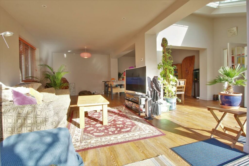 Property Image_2