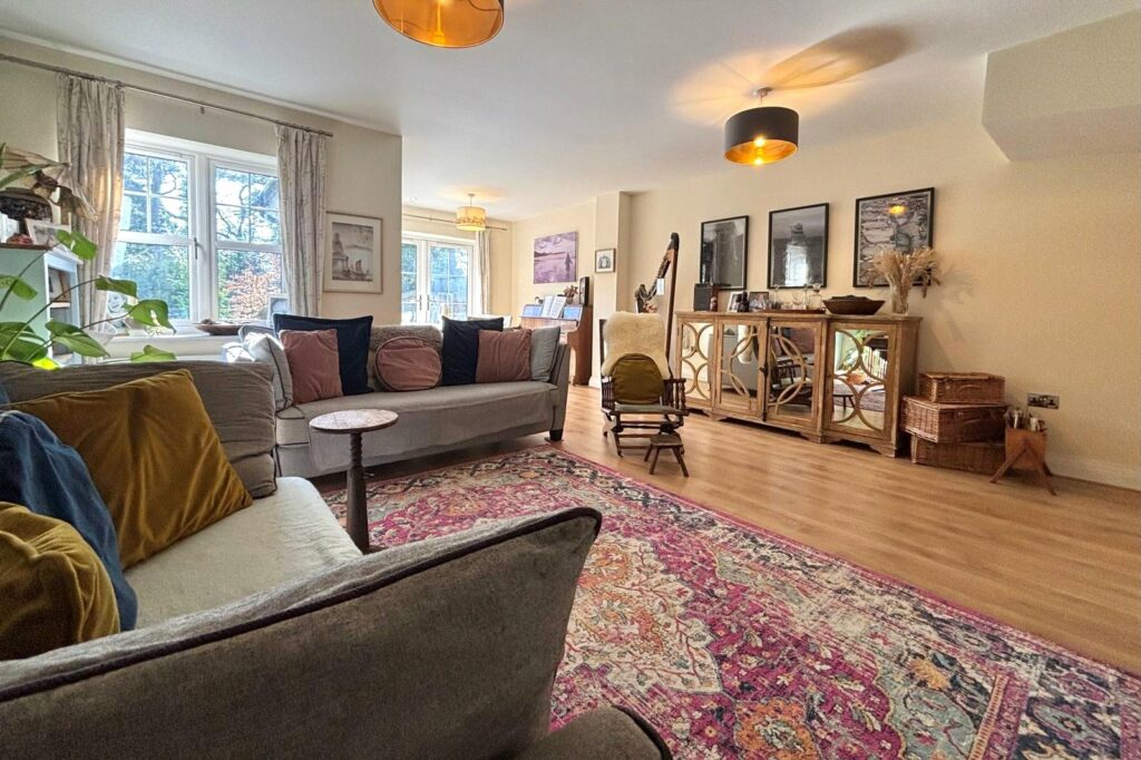 Property Image_12
