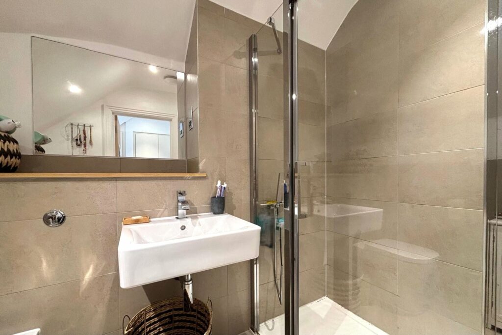 Property Image_11