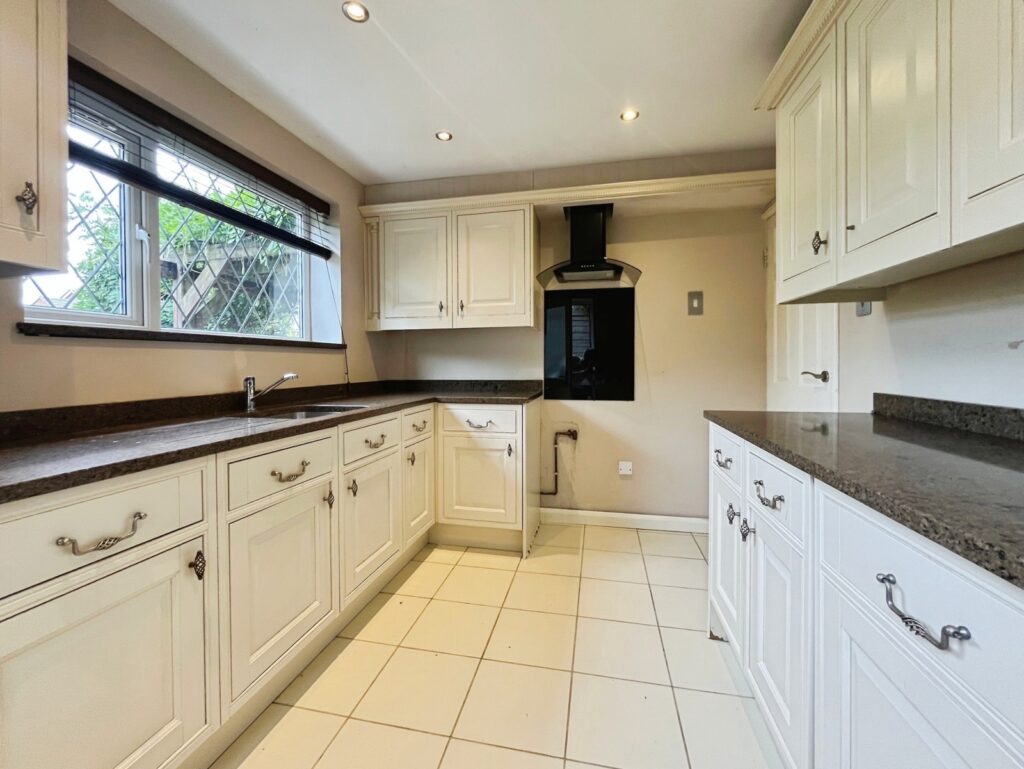 Property Image_4