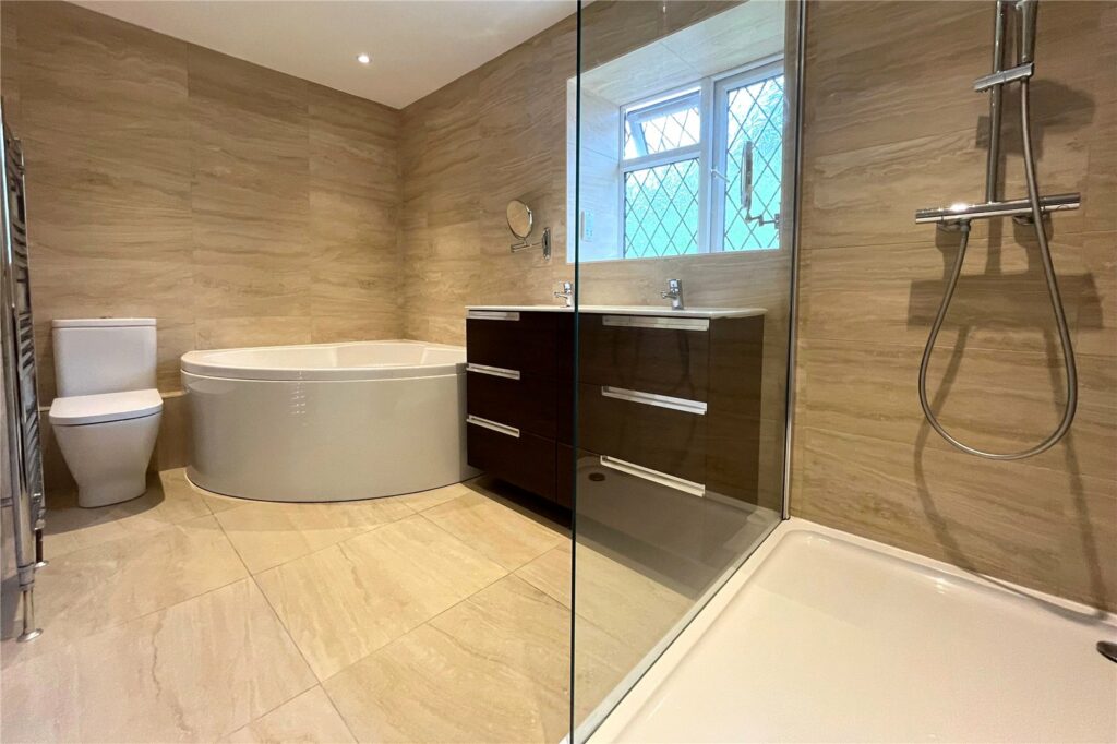 Property Image_11