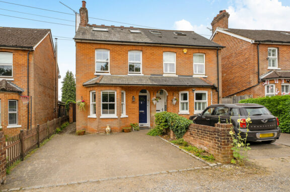 Nelson Road Image