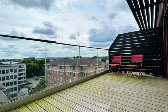 Farnborough Road Image