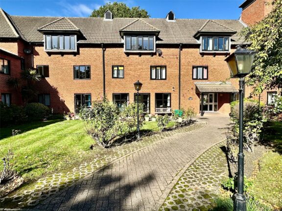 Farley Court Image