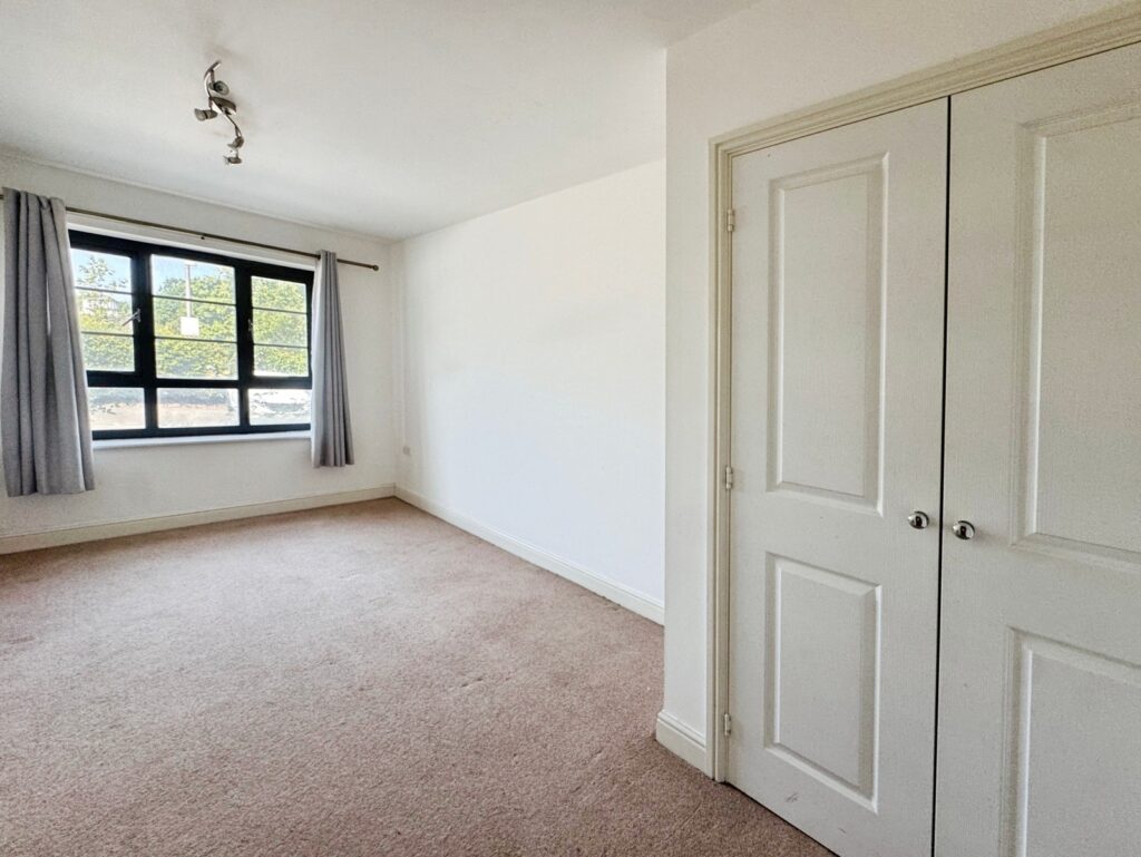 Property Image_4