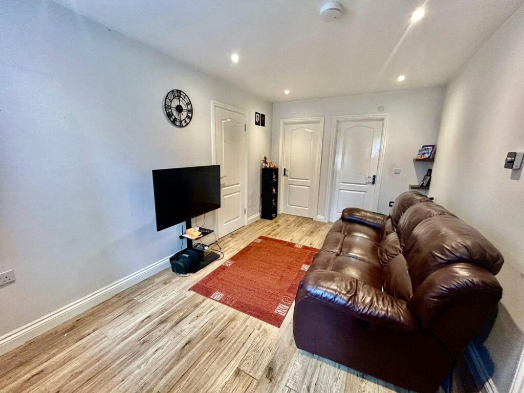 Property Image_2