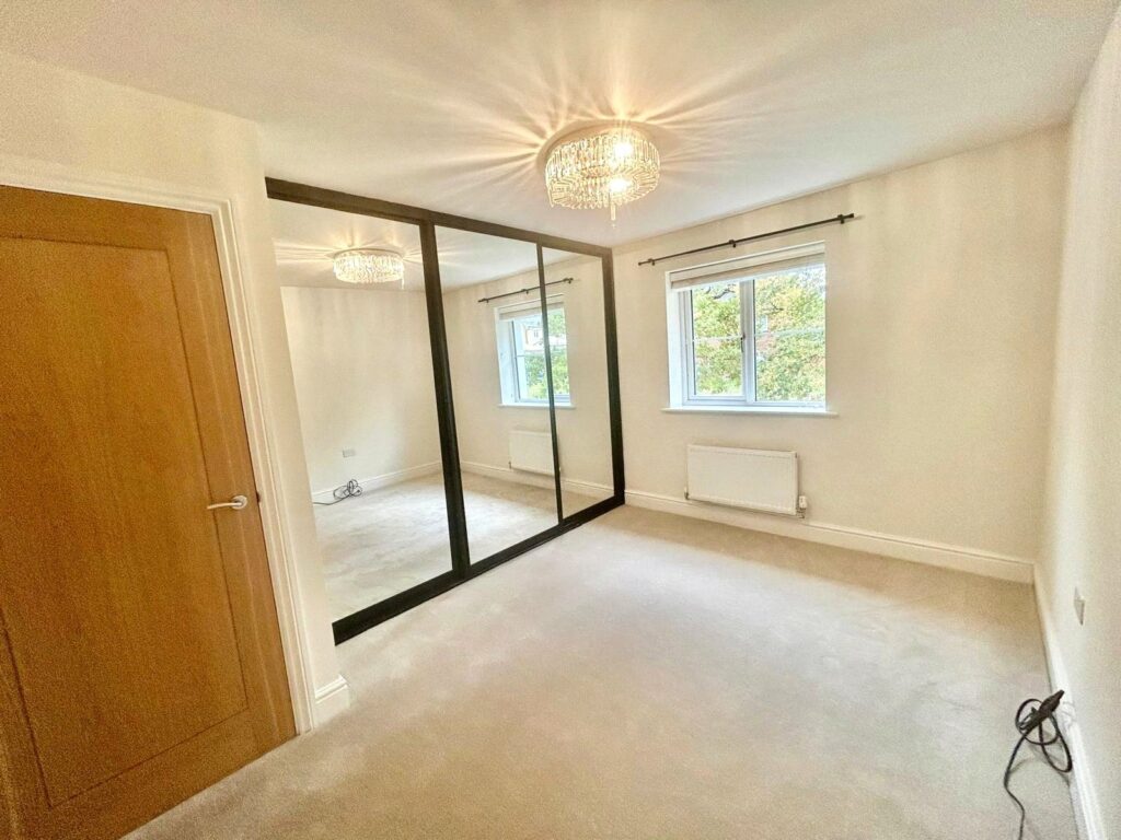 Property Image_11