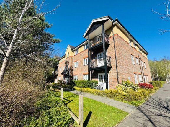 Twyford Close Image