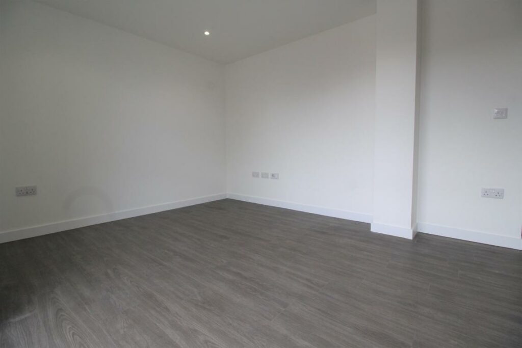 Property Image_4
