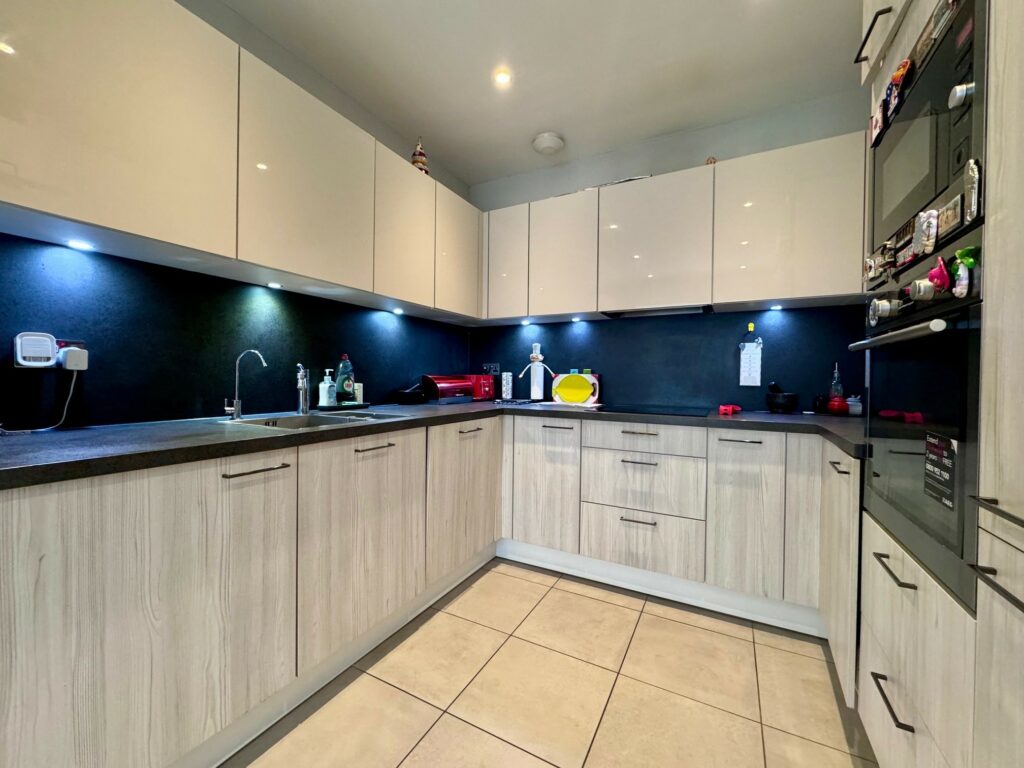 Property Image_4