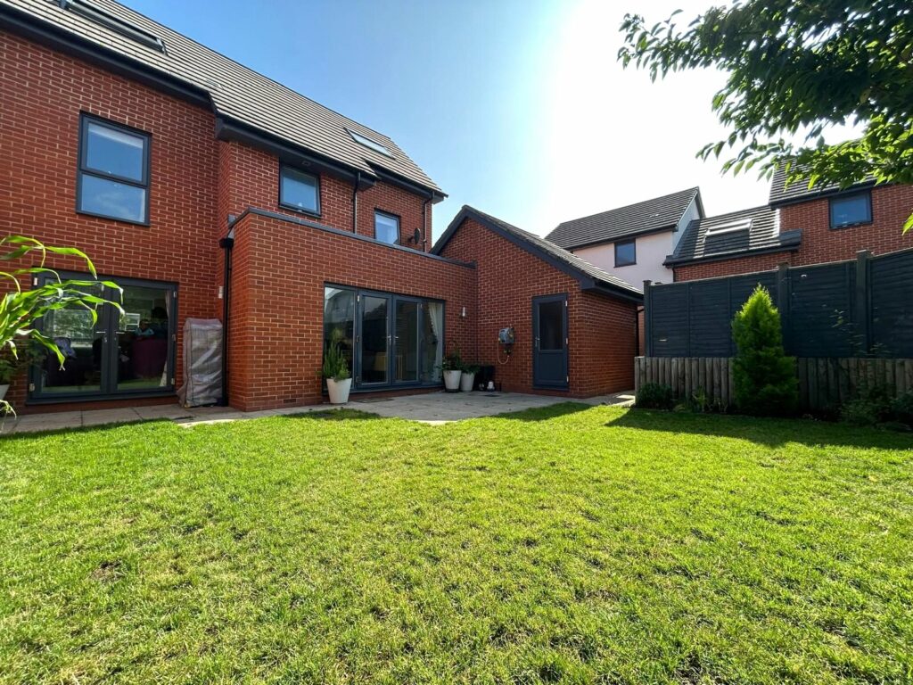 Property Image_12