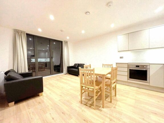 Farnborough Road Image