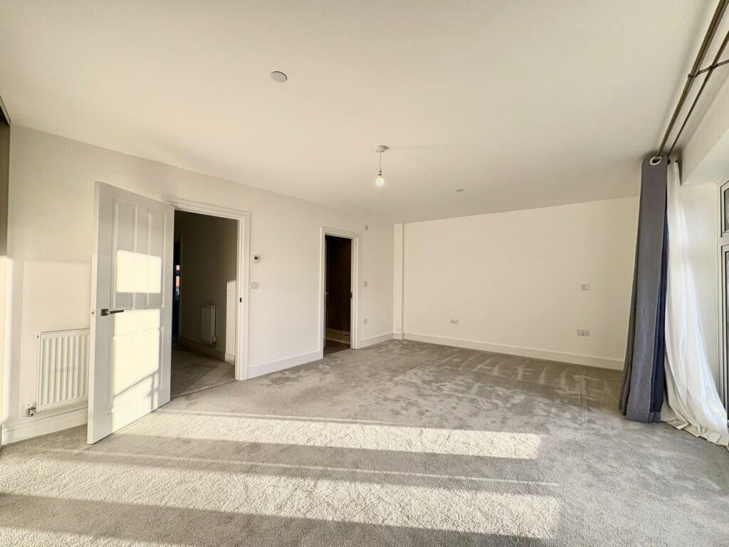Property Image_13
