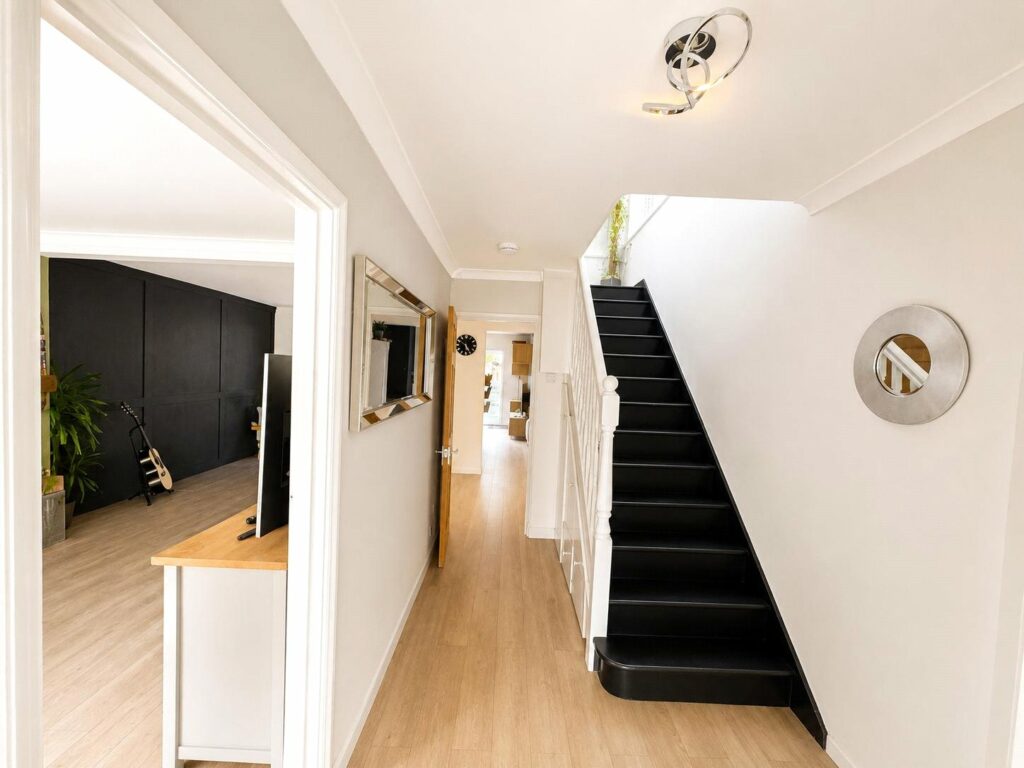 Property Image_11