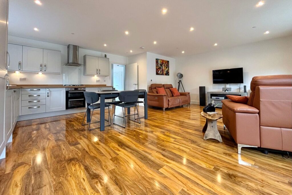 Property Image_12