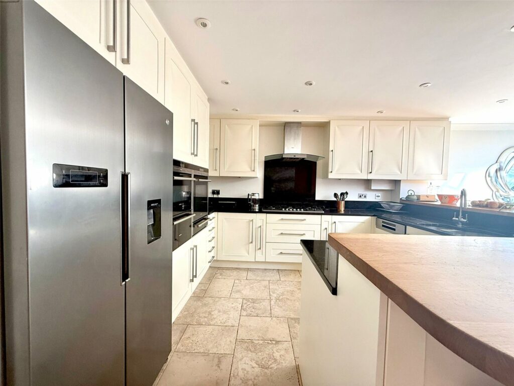 Property Image_32