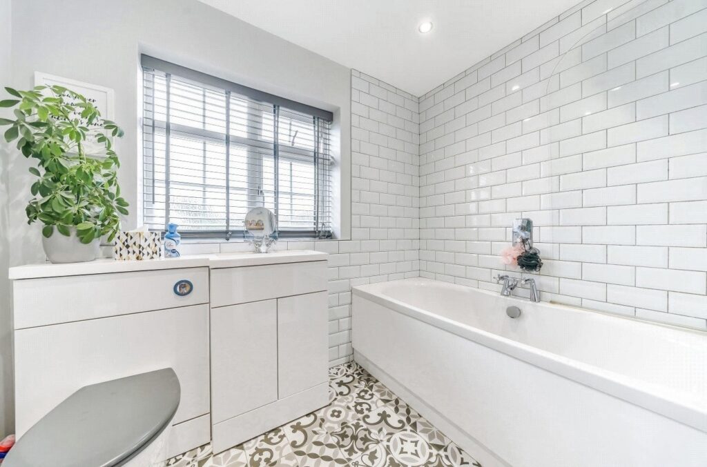 Property Image_11