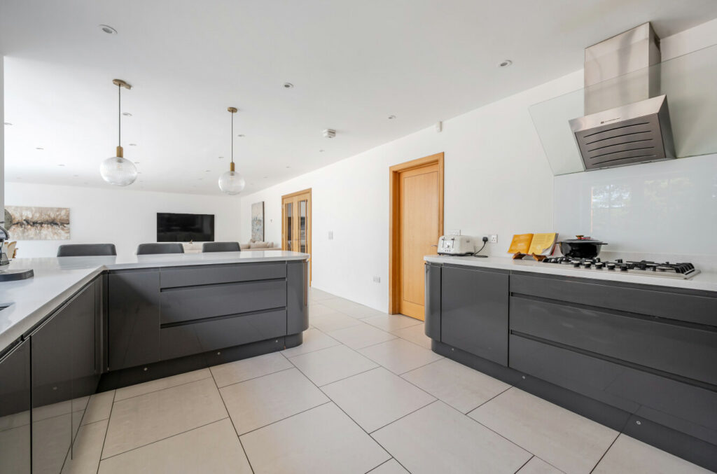 Property Image_8