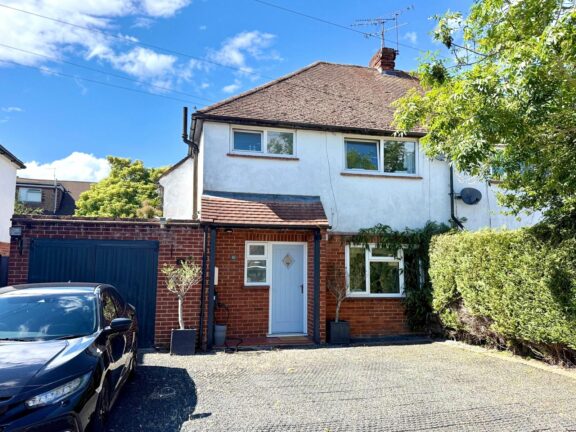 Maybury Close Image