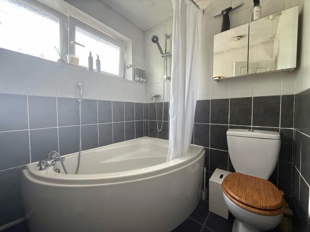 Property Image_16