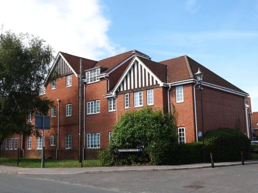 HOL230035_08.jpg