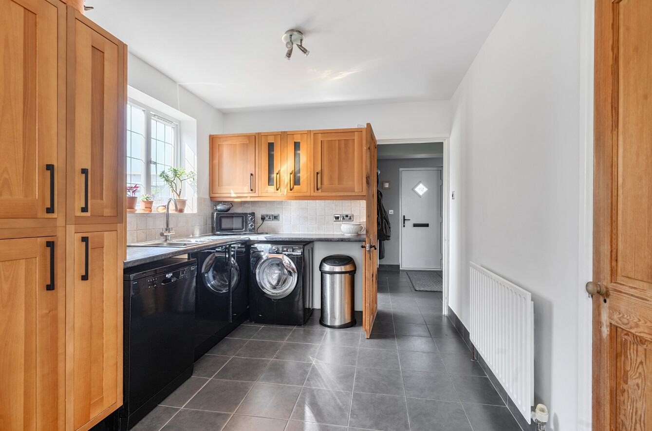 1482393-23-6a3ba2…