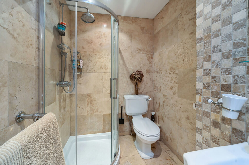 Property Image_24